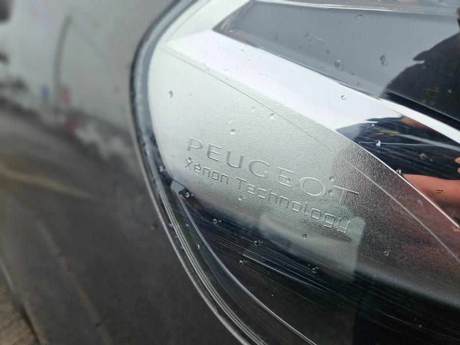 2019 Peugeot Expert  €29,950