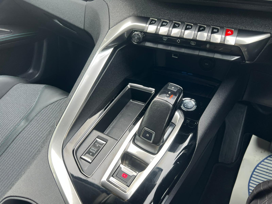 2021 Peugeot 3008 1.5 BlueHDi 130bhp Allure Auto €21,950