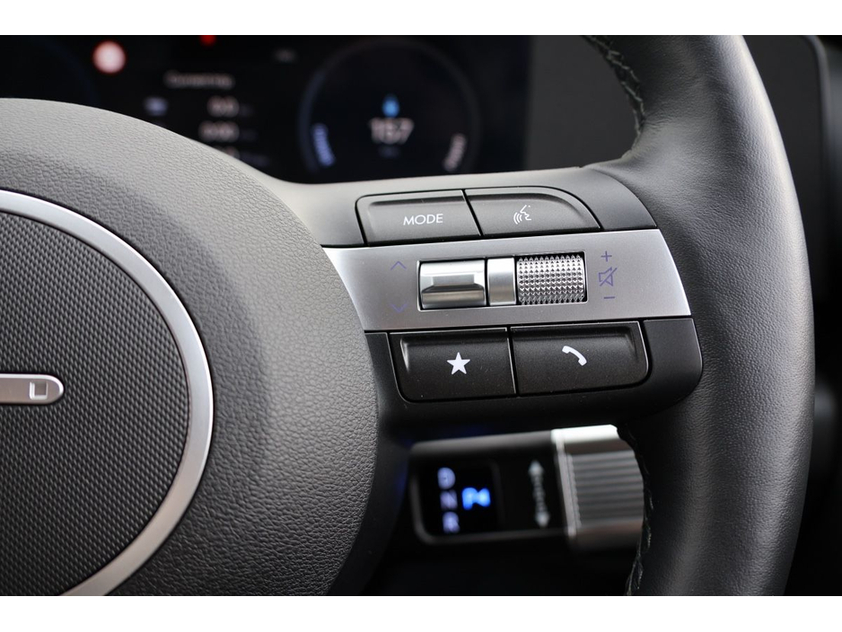 2024 Hyundai Kona - image 11