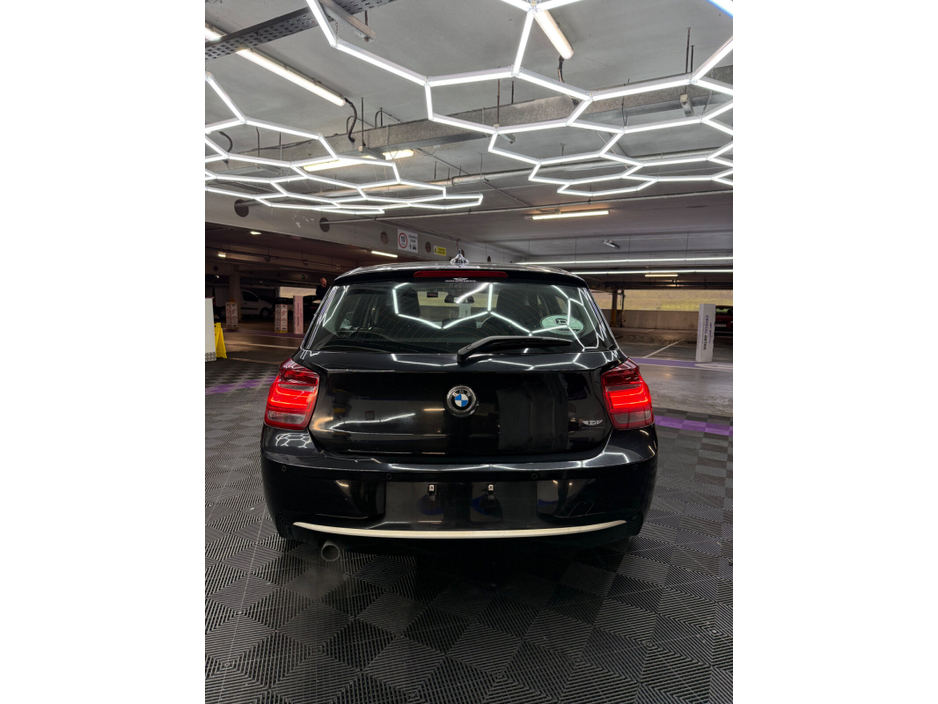 2012 BMW 1 Series - image 6