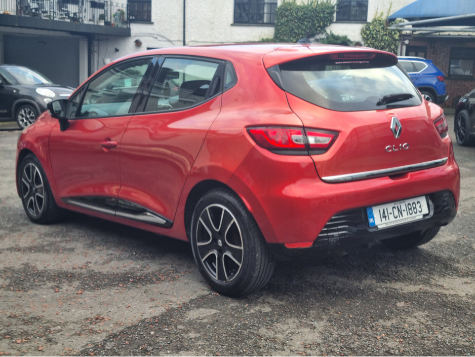 2014 Renault Clio - image 4