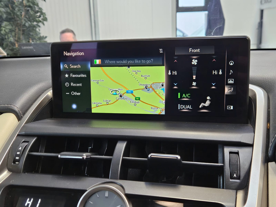 2018 Lexus NX 300 h - image 17