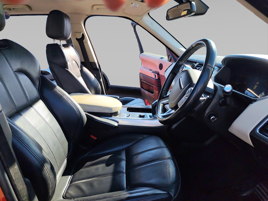 2015 Land Rover Range Rover Sport - image 9