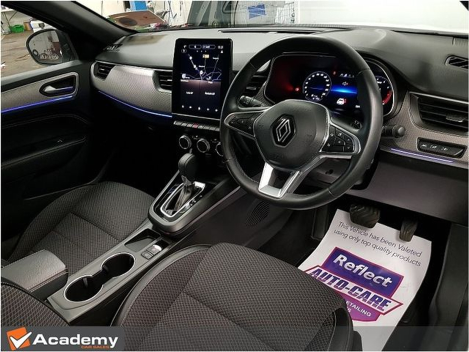 2024 Renault Arkana - image 10