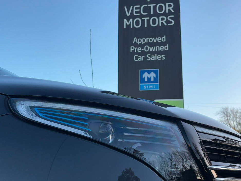 2023 Mercedes-Benz EQC 400 AMG LINE 4MATIC €39,995