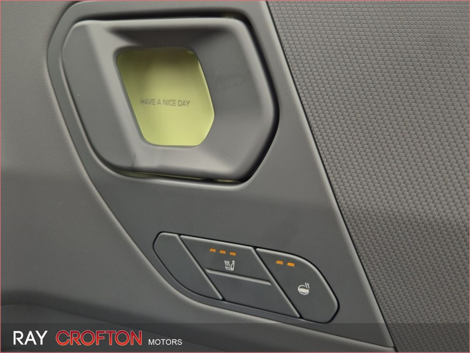 2026 Kia EV3 - image 22