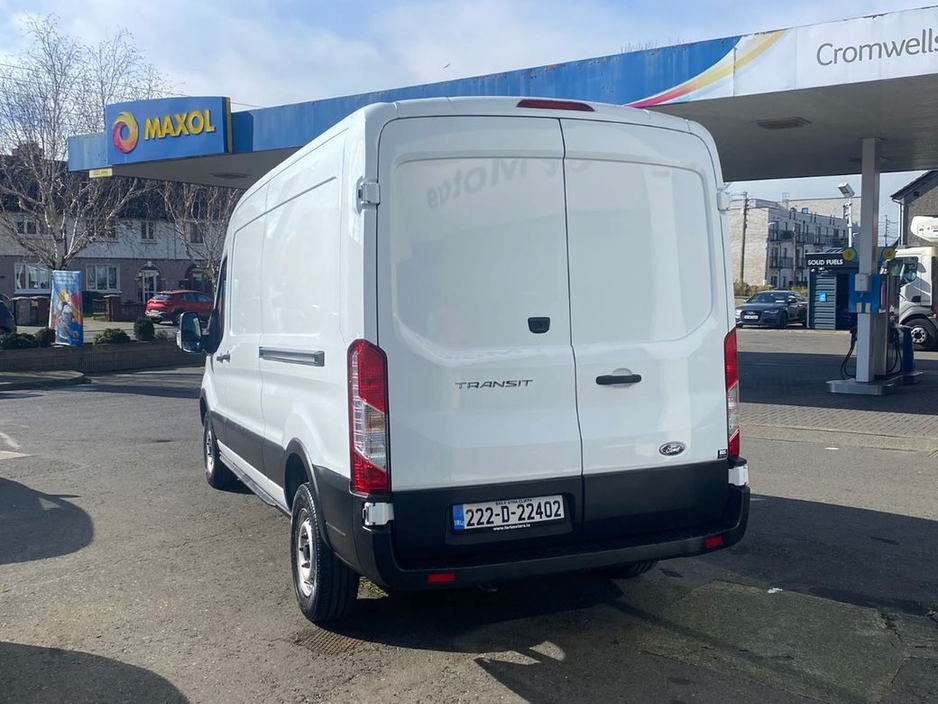 2022 Ford Transit - image 8