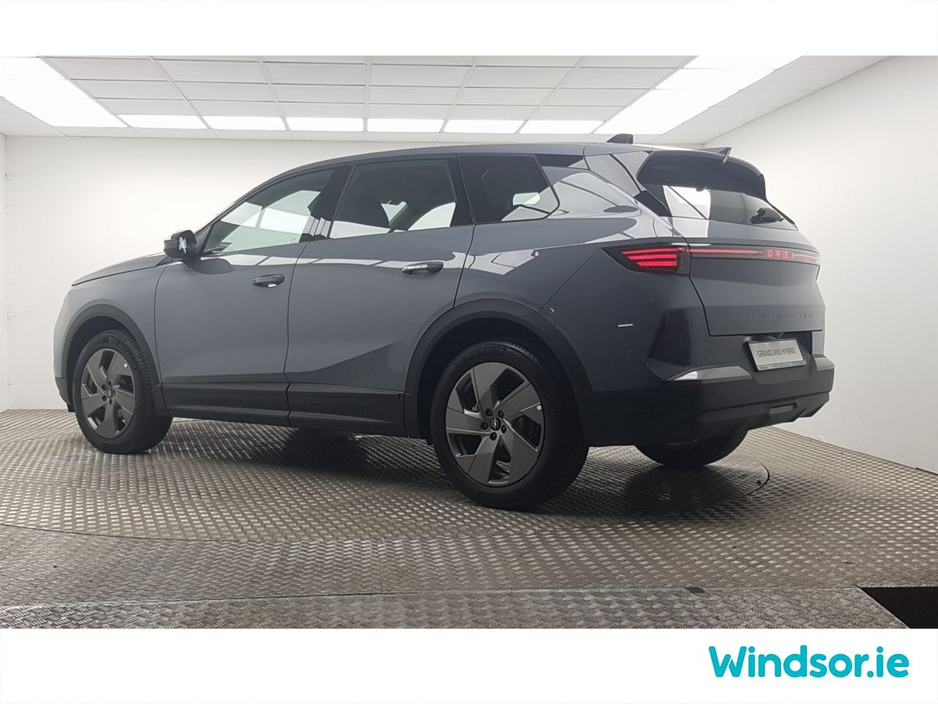 2025 Opel Grandland Elegance 1.2 MHEV (Tech Pack)