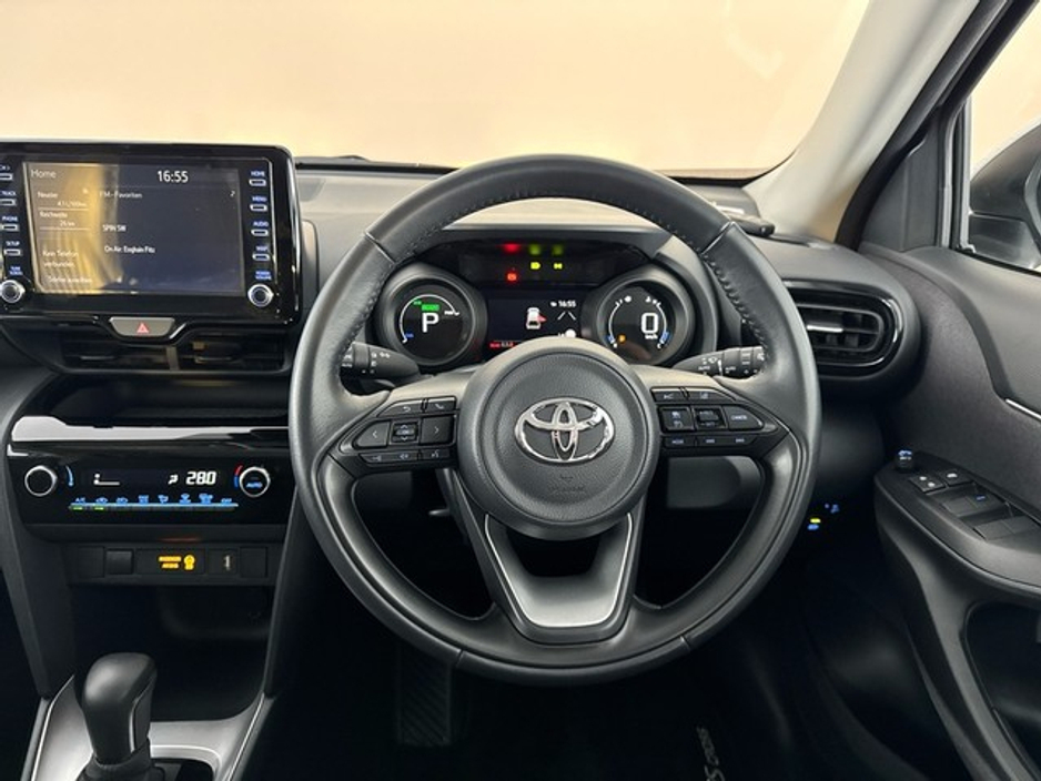2023 Toyota Yaris Cross HYBRID LUNA €27,950