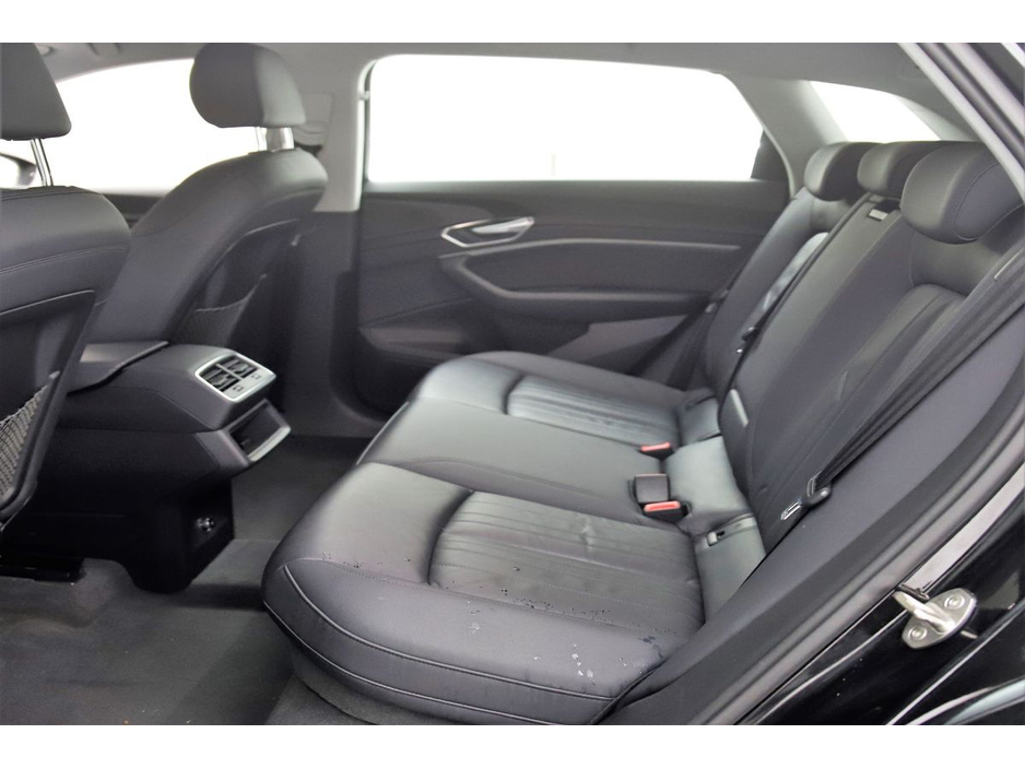 2020 Audi e-tron - image 15