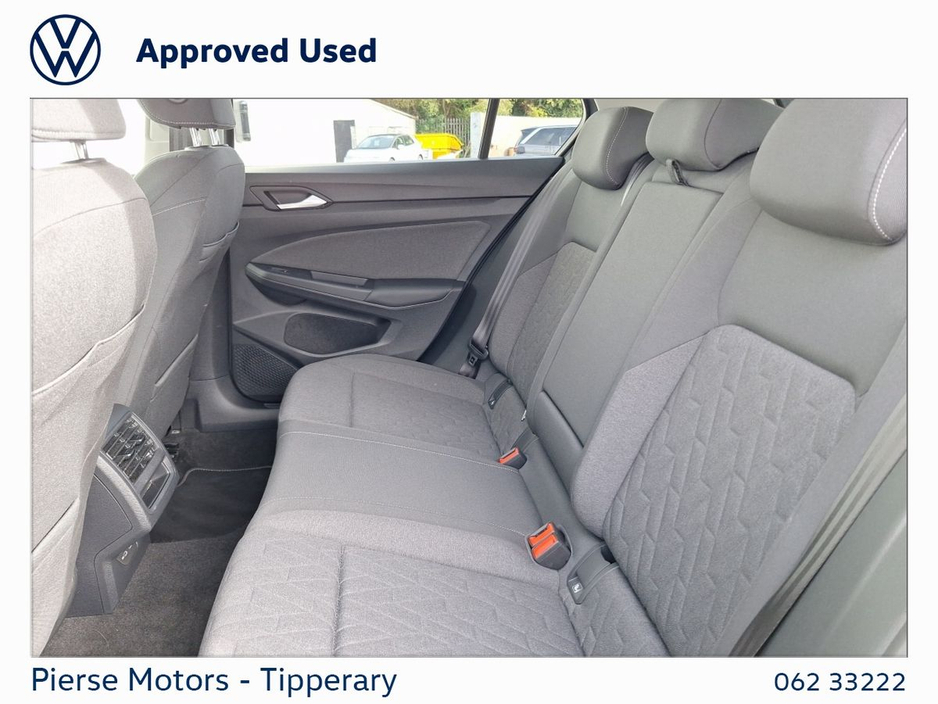 2025 Volkswagen Golf - image 6