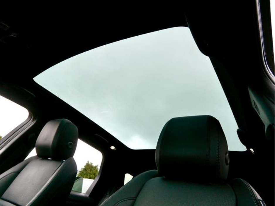 2024 Land Rover Discovery Sport - image 29