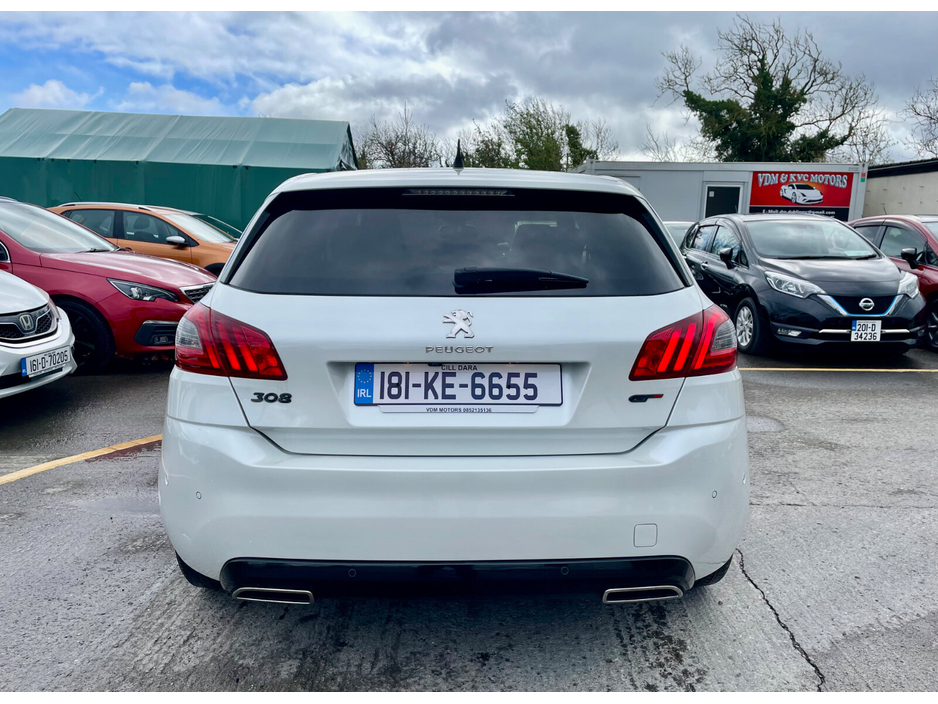 2018 Peugeot 308 - image 7
