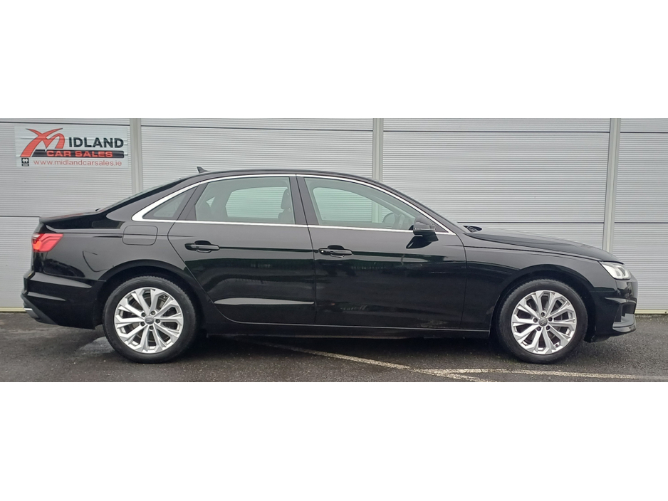 2020 Audi A4 - image 11