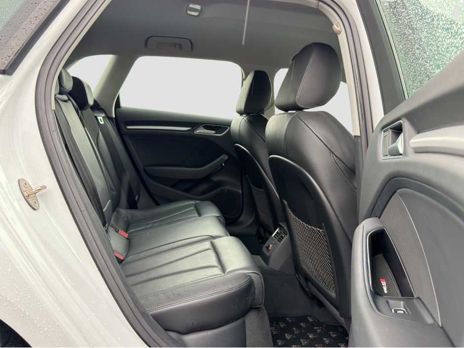 2015 Audi A3 - image 16