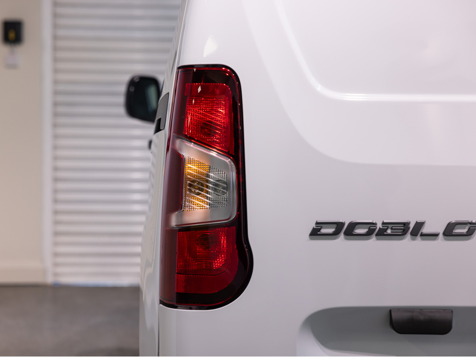 2026 Fiat Doblo - image 10