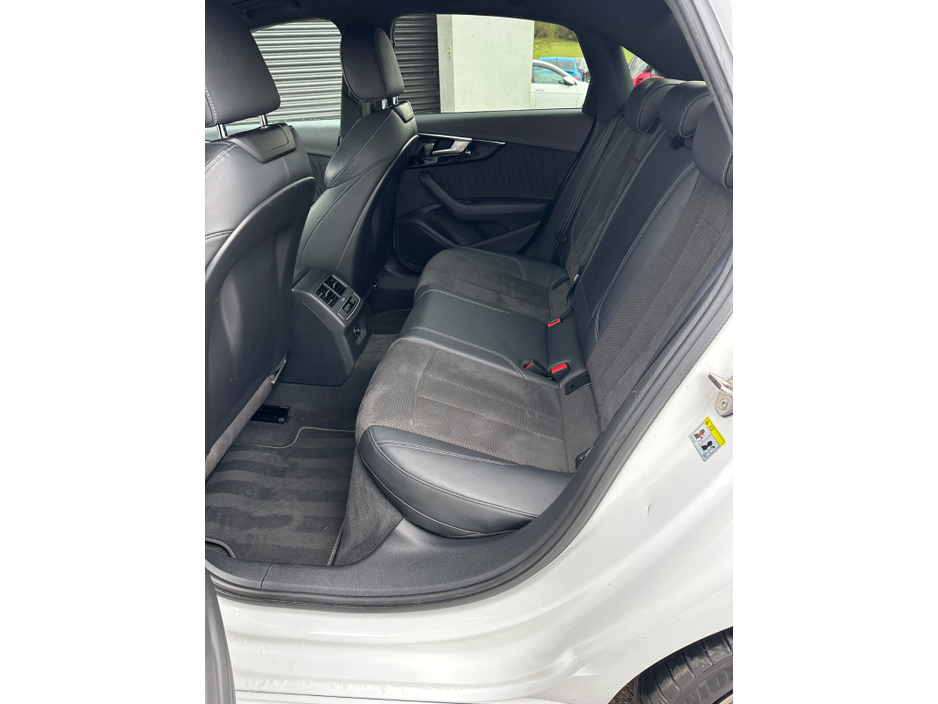 2019 Audi A4 - image 20