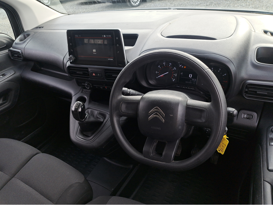 2020 Citroen Berlingo Panel Van Enterprise 1,000 Kg swb  1.5 Diesel with 3 seats in front.