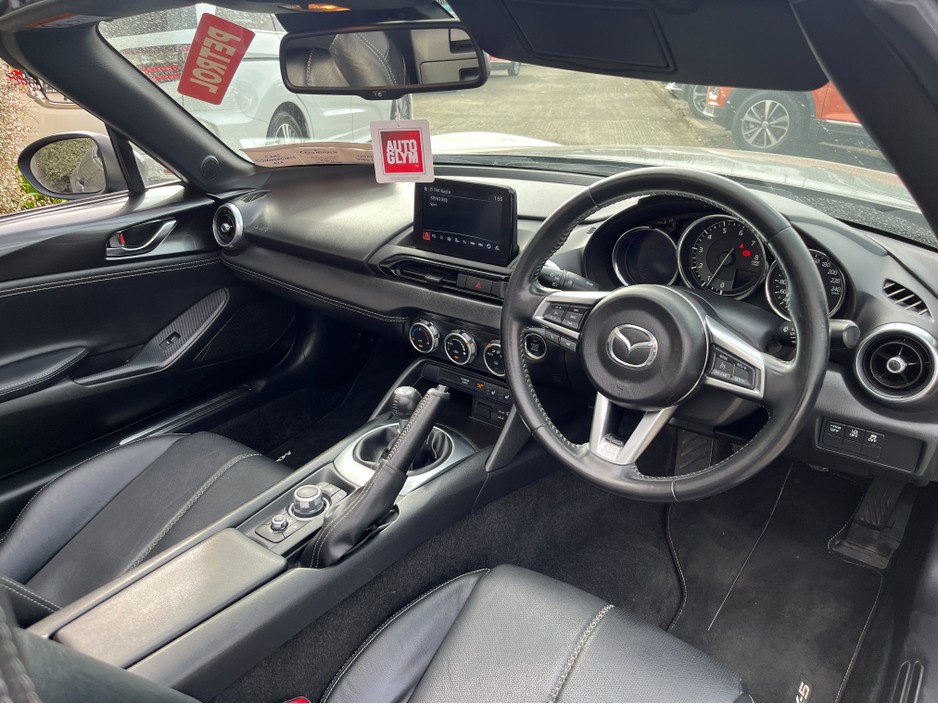2022 Mazda MX-5 - image 15