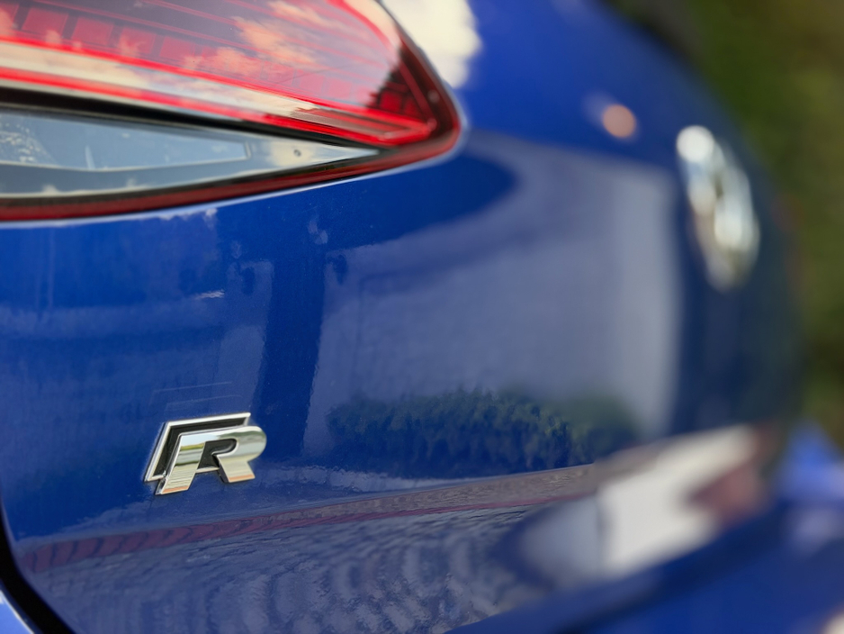 2019 Volkswagen Golf - image 10