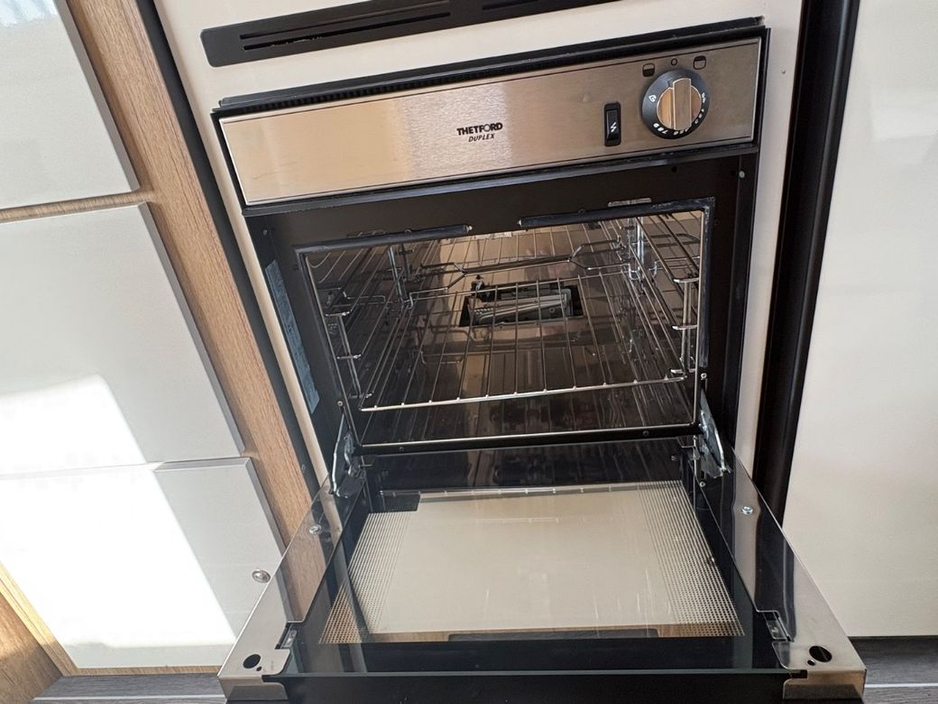 2024 Ford Transit - image 23