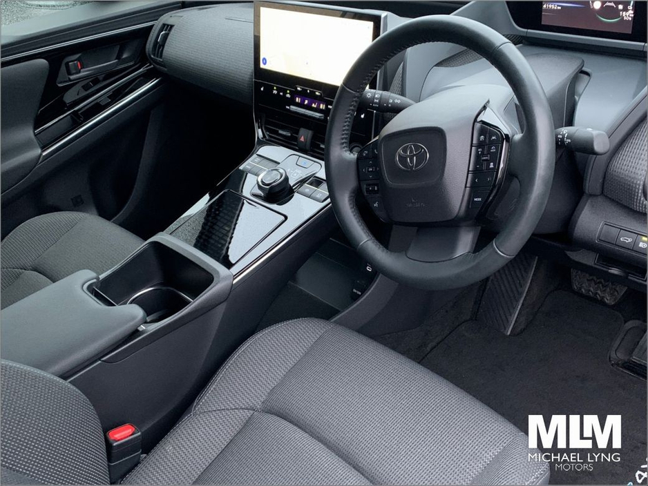 2023 Toyota bZ4X Sport 71.4Kw €29,995