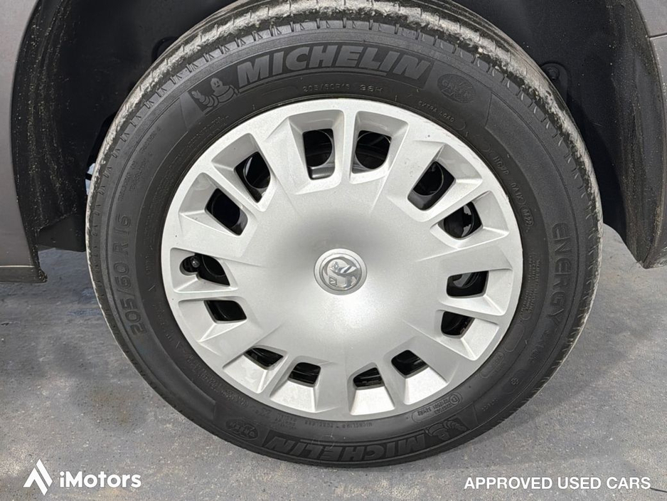 2022 Vauxhall Combo - image 11