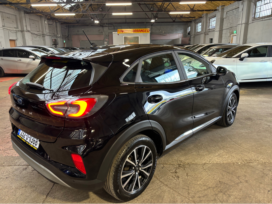 2023 Ford Puma - image 13