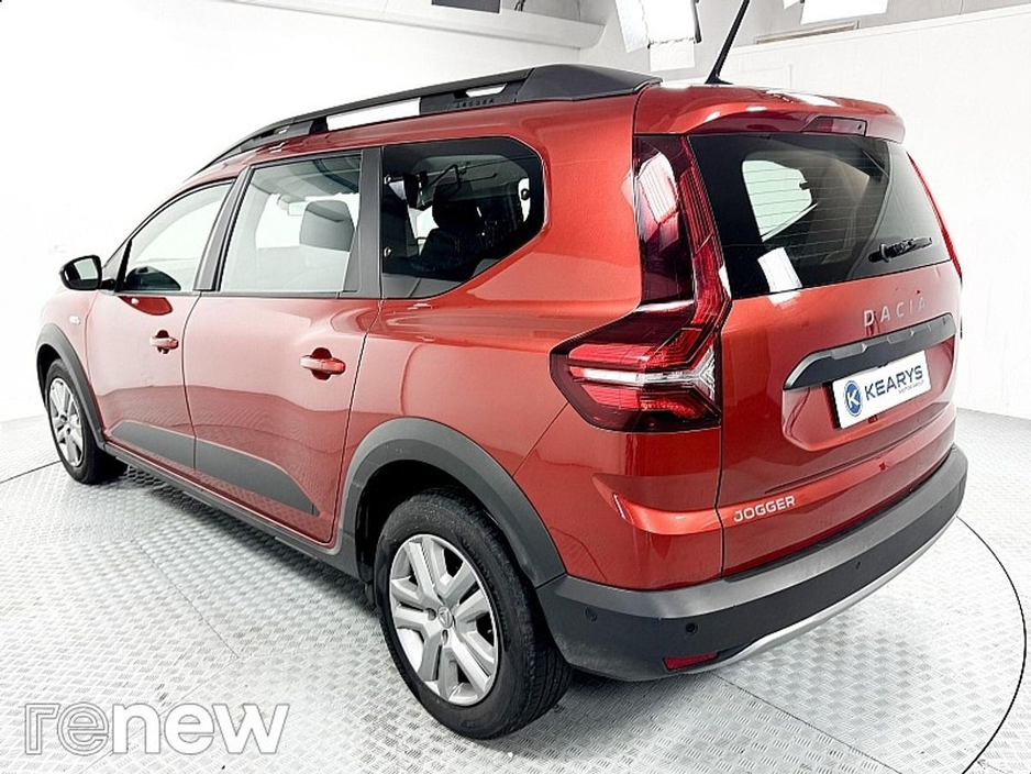 2022 Dacia Jogger - image 18