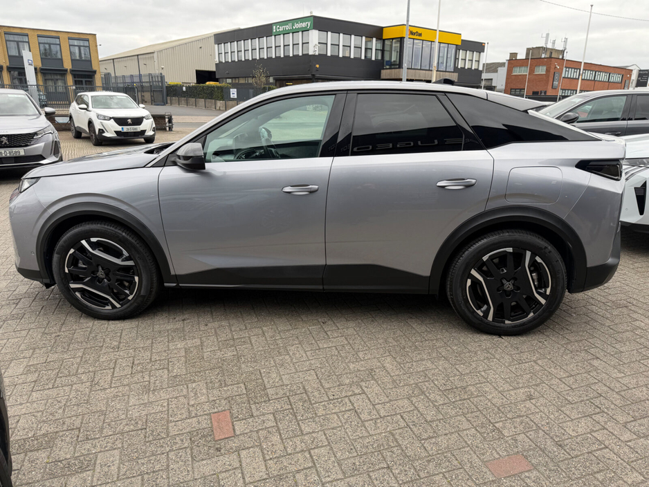 2024 Peugeot 3008 - image 8