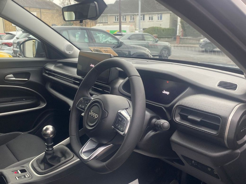 2025 Jeep Avenger 1.2 100HP Altitude €28,895