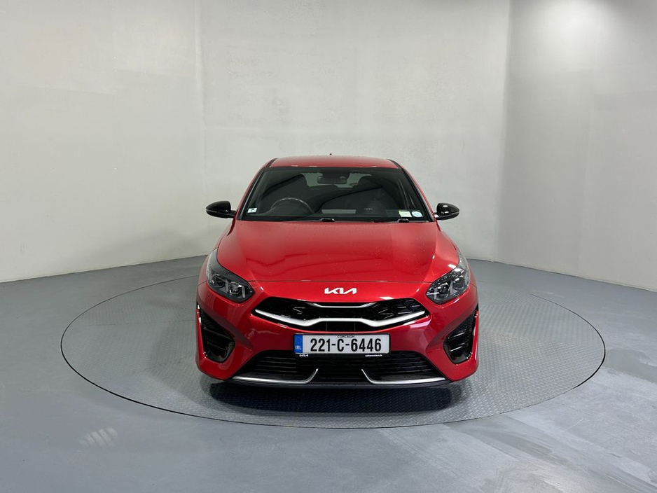 2022 Kia Ceed - image 2