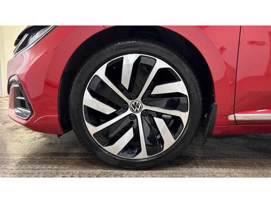 2021 Volkswagen Arteon - image 4