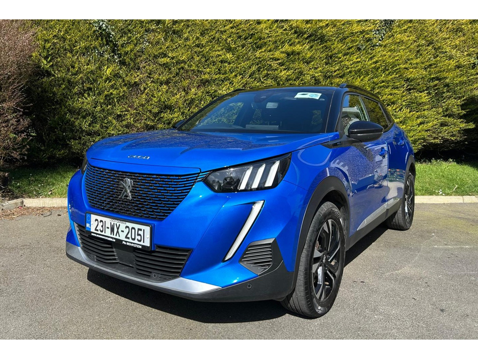 2023 Peugeot 2008 - image 2