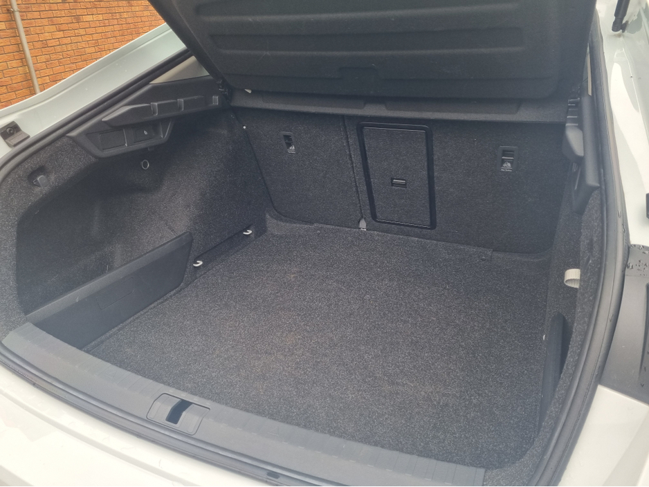 2024 Skoda Octavia - image 14