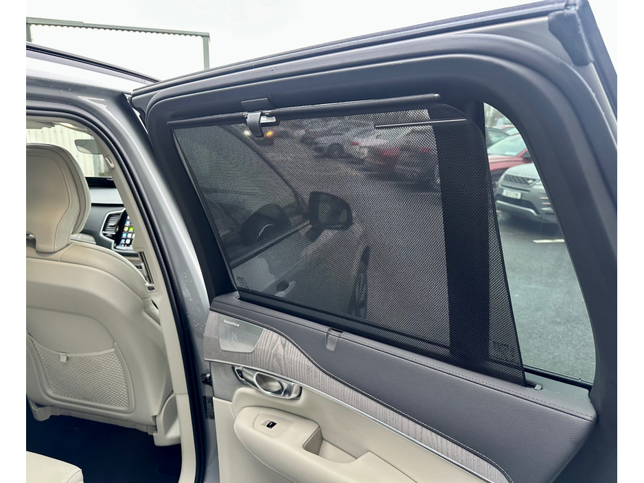 2024 Volvo XC90 ++BLONDE LEATHER++ T8 ULTIMATE RECHARGE AWD €73,950