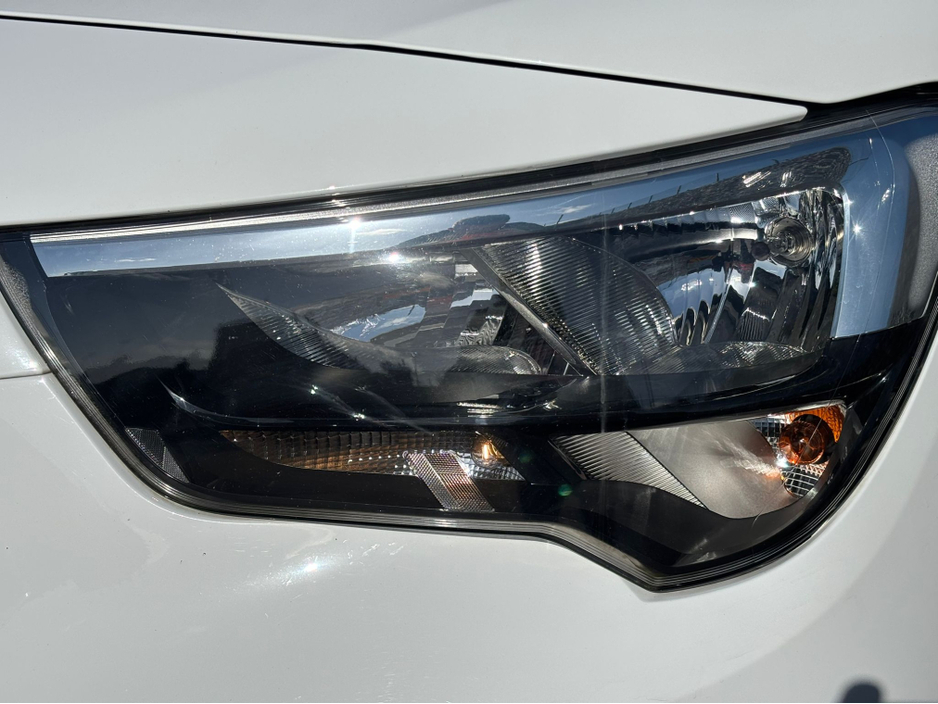 2022 Vauxhall Combo - image 13