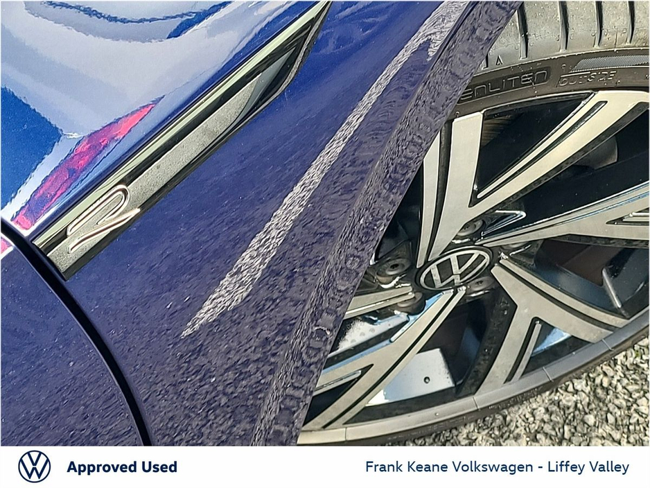 2024 Volkswagen Golf - image 23