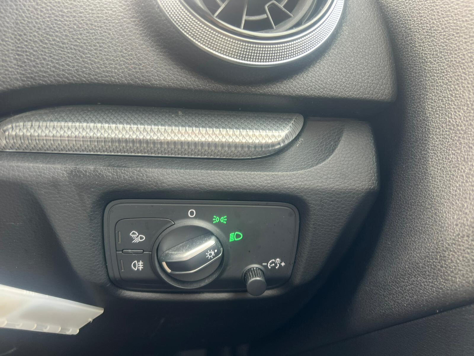 2019 Audi A3 - image 10