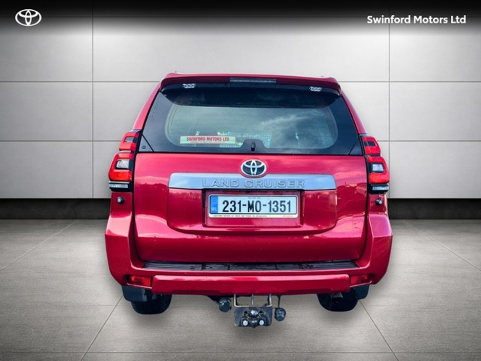 2023 Toyota Landcruiser - image 4