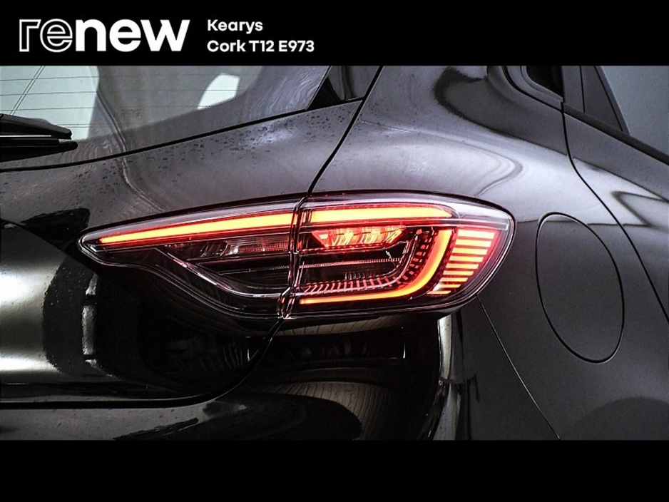 2025 Renault Clio - image 15