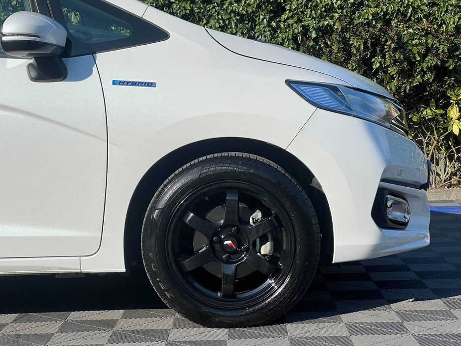 2018 Honda Fit - image 9