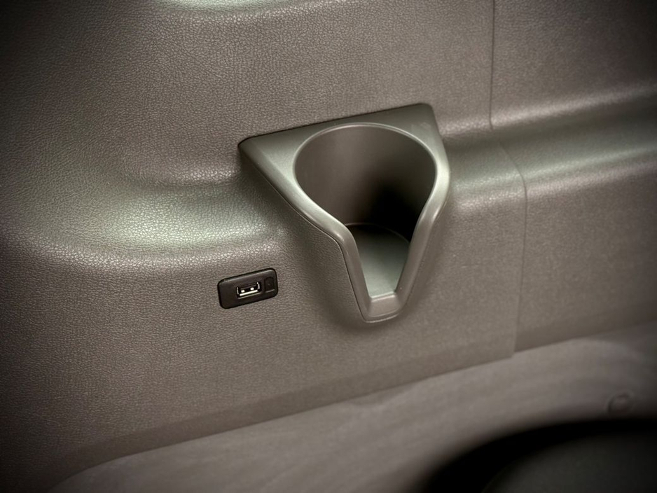 2023 Ford Transit - image 18