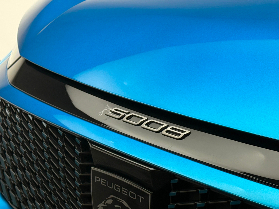 2025 Peugeot 5008 GT