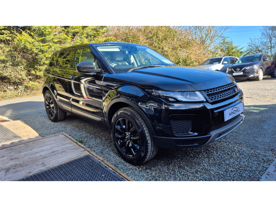 2019 Land Rover Range Rover Evoque - image 2