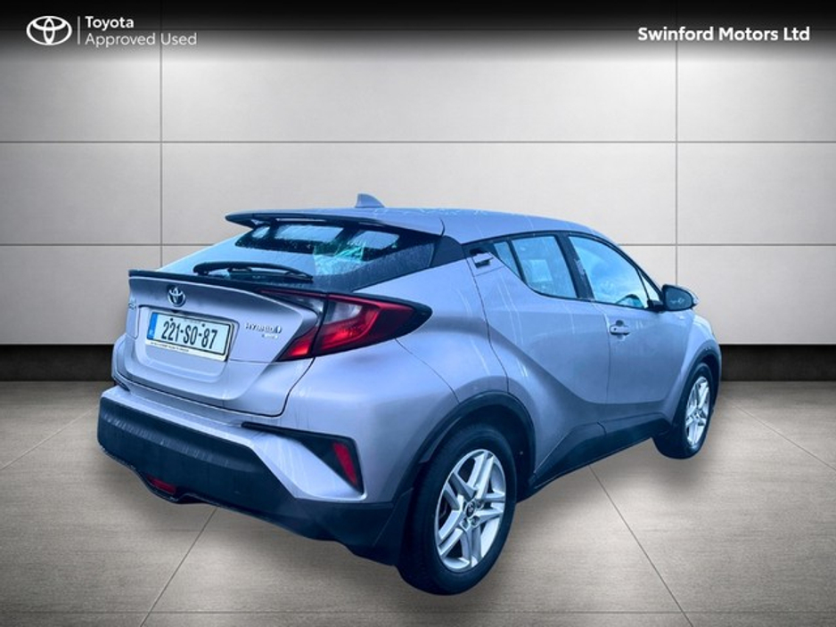 2022 Toyota C-HR CHR 1.8 HYBRID LUNA 4DR A AUTO €26,500