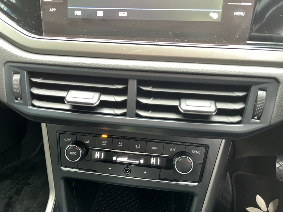 2018 Volkswagen Polo COMFORTLINE AUTOMATIC 1.0 PETROL //REVERSE CAMERA//CARPLAY// €14,950