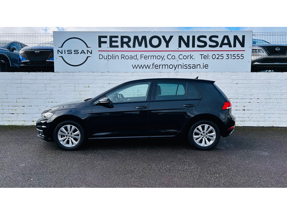 2018 Volkswagen Golf NCT AUG '27 AUTOMATIC PETROL WITH REVERSE CAMERA €18,995