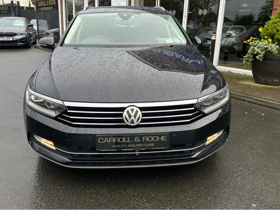 2016 Volkswagen Passat - image 35