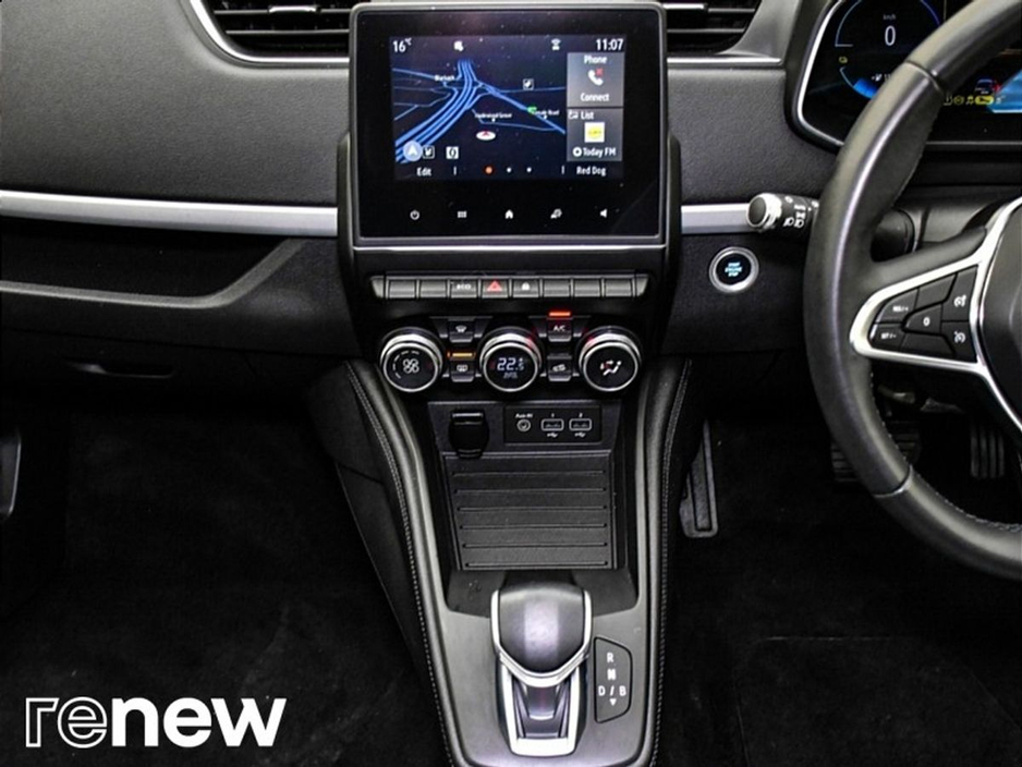 2022 Renault Zoe - image 39